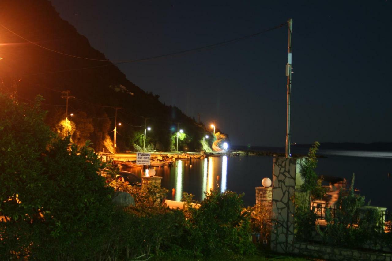 Captain Nick Aparthotel Mikros Gialos Esterno foto